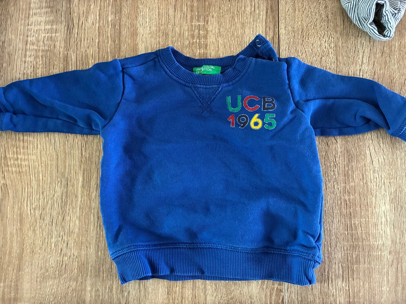 Pull benetton bleu 6 mois