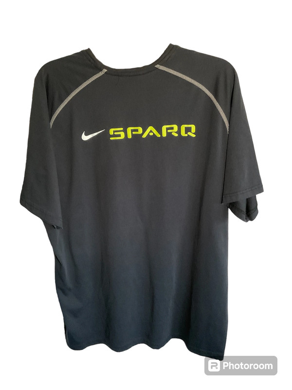 Nike Sparq workout t shirt   L 2