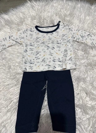 Pyjama 2 pièces neufs, marque: Zeeman, état: Neuf sans étiquette, taille: 6-9 mois / 68 cm, 2,00 €, 2,80 € Protection acheteurs incluse