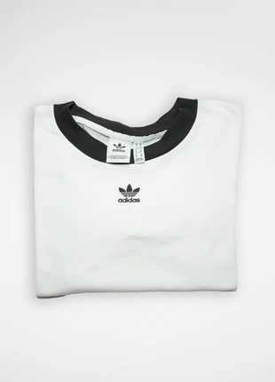 55DÉTÉ - Crop top Adidas, 34, noir et blanc, marca: adidas, estado: Muy bueno, tamaño: XS / 34 / 6, 9,99 €, 11,19 € Protección al comprador Pro incluida