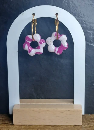 Pampilles fleurs blanches et violettes marbrées (sans les boucles), marque: sans marque, état: Très bon état, 2,00 €, 2,80 € Protection acheteurs (Pro) incluse