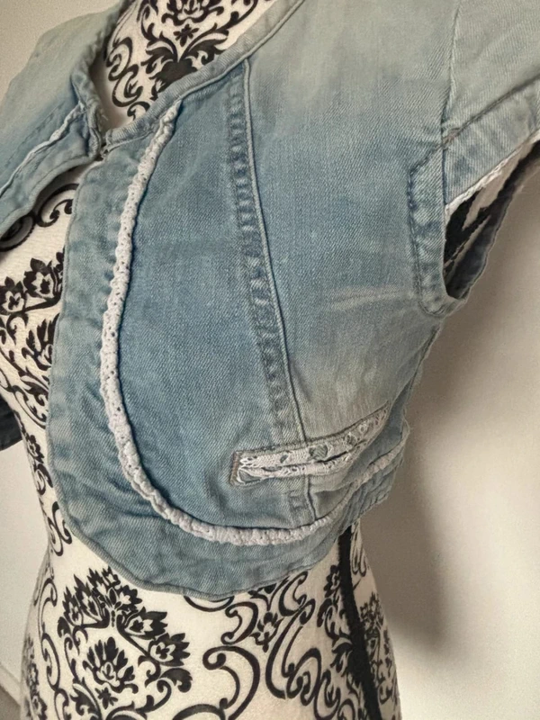Boléro femme en jeans Zara taille M - photo numéro 2