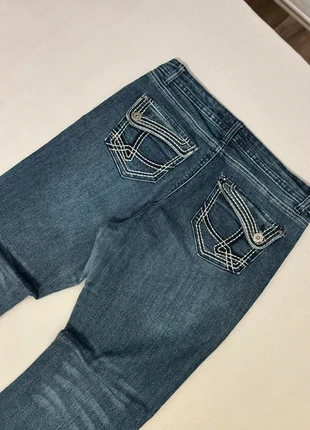 Crazy Y2K True Religion/ Miss Me/ Rock Revival Style Jeans, heavy bootcut/ flared look, merk: Vintage Dressing, staat: Heel goed, maat: M / 38 / 10, € 17,00, € 18,55 inclusief Kopersbescherming