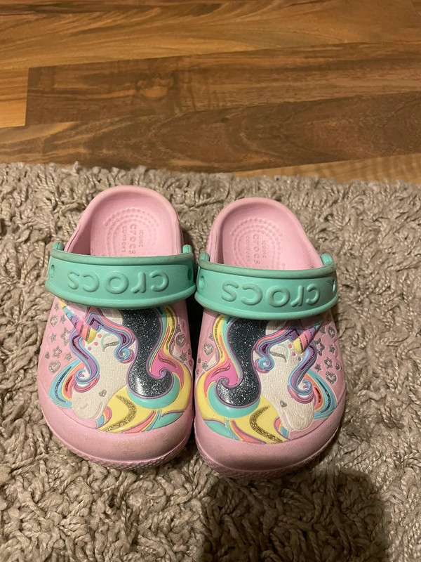 Crocs Größe 22-23 Mädchen 1