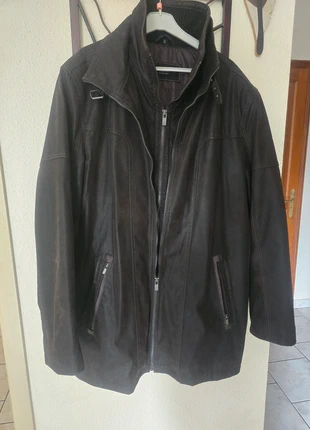 Veste chaude ou manteau court armand thiery Xl homme, marque: Armand Thiery, état: Très bon état, taille: XL, 30,00 €, 32,20 € Protection acheteurs incluse