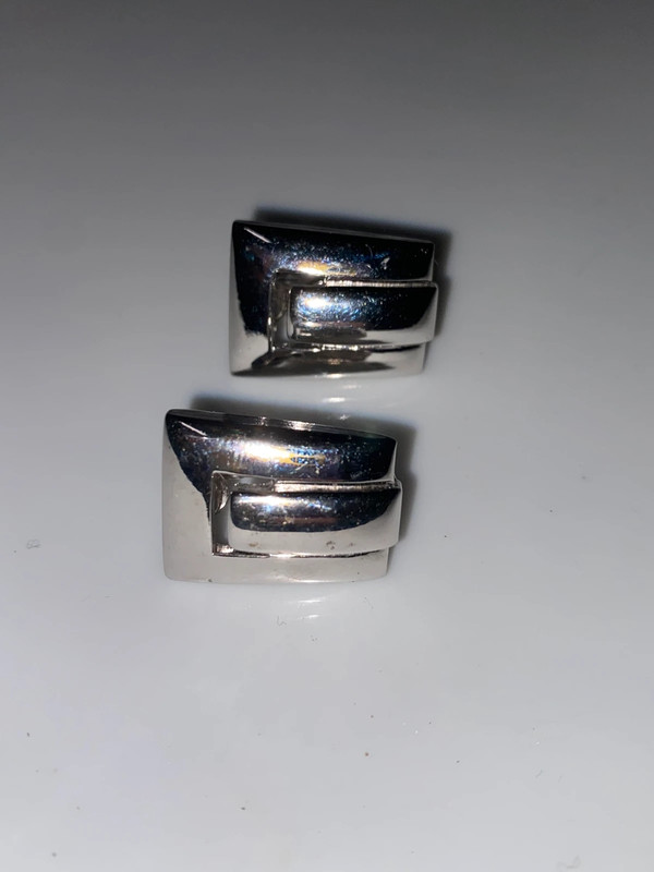 Vintage Monet silvertone metal clip on earrings rectangle raised geometric 2
