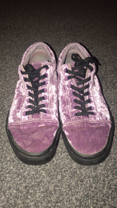 Purple sale velvet vans