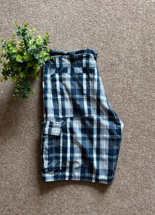Checkered Navy and White Wrangler Cargo Shorts Size 34/9, brand: Wrangler, condition: Very good, size: W34, £12.00, £13.30 includes Buyer Protection