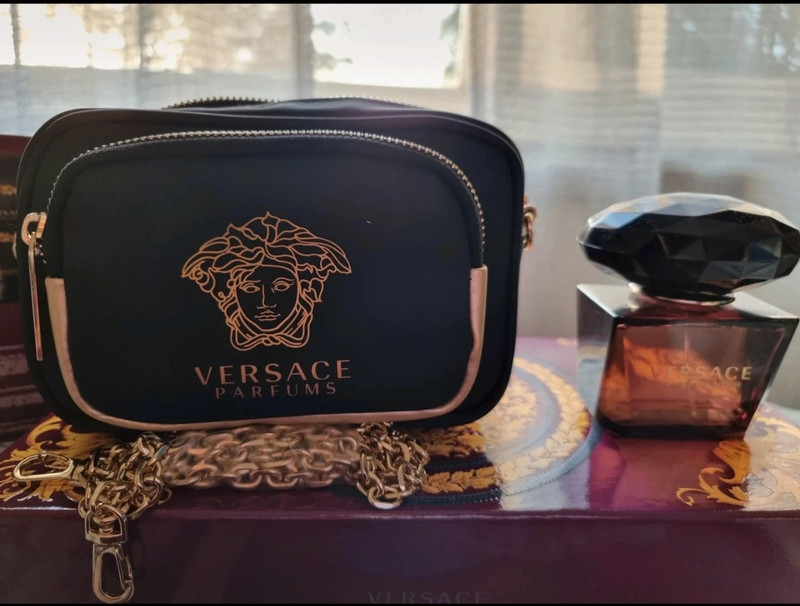 Versace Crystal noir gift set with bag. 1