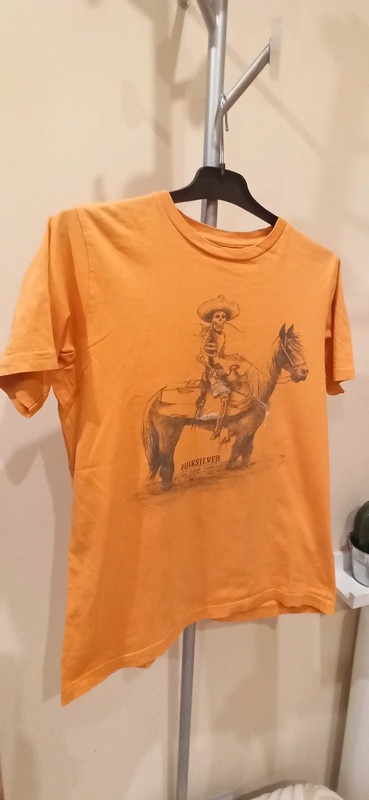 Camiseta naranja Quiksilver niño. 1