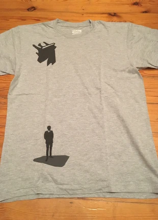 Full Bleed Rob Dobi t-shirt , merk: Full Bleed, staat: Goed, maat: M, € 5,00, € 5,95 inclusief Kopersbescherming