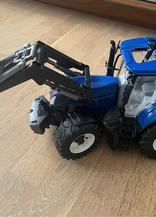 Obrázek k inzerátu: Traktor New Holland T.7 315