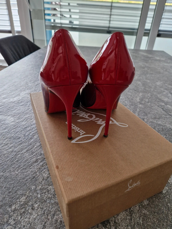 Louboutin degrade rouge et noir shop