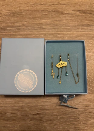 Set de 4 piercings/boucles d'oreilles neuf, marque: Nemerys, état: Neuf avec étiquette, 25,00 €, 26,95 € Protection acheteurs incluse