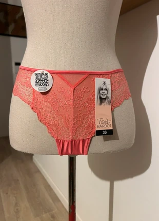 Neuf🎁 Culotte Dentelle Corail 💖Brigitte Bardot - Taille 36, marca: Brigitte Bardot, estado: Nuevo con etiquetas, tamaño: S / 36 / 8, 10,00 €, 11,20 € Protección al comprador incluida
