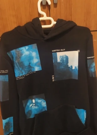 Sudadera Negra y Azul, marque: Bershka, état: Neuf sans étiquette, taille: M, 4,00 €, 4,90 € Protection acheteurs incluse