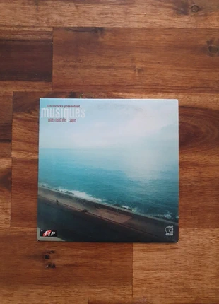 CD Les Inrockuptibles - Une Rentrée 2001 - Compilation Inrocks de 14 titres, zustand: Sehr gut, 4,00 €, 4,90 € inklusive Vinted-Käuferschutz