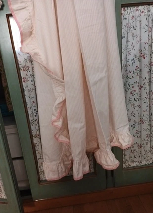 2 Cortinas a rayas blanco y rosa con volante, marque: sin marca, état: Très bon état, taille: 150 cm - 199 cm, 10,00 €, 11,20 € Protection acheteurs incluse