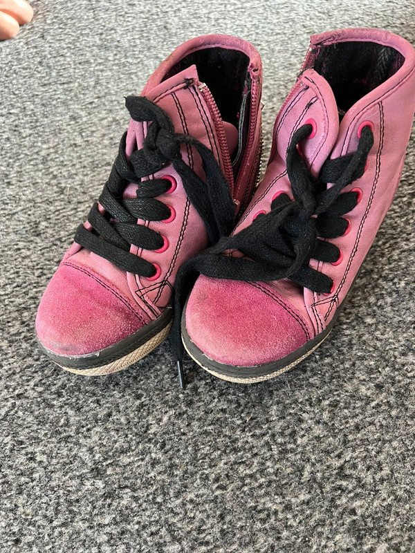 Chanel pink clogs - Vinted