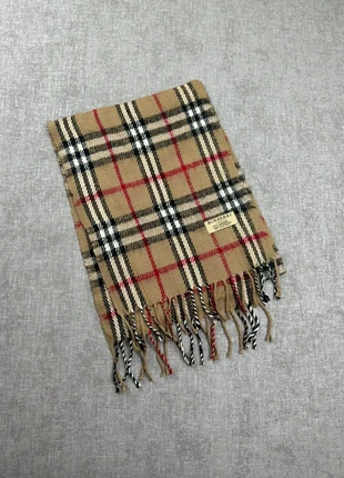 Foulard Burberry beige, brand: Burberry, condizioni: Ottime, €55.00, €58.45 include la Protezione acquisti Pro