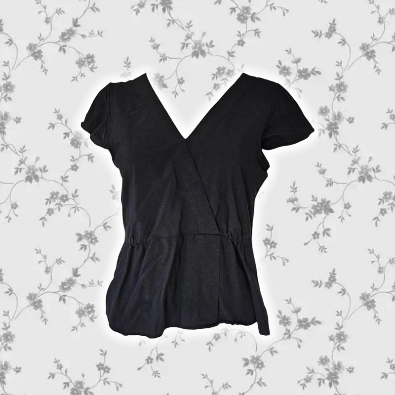 minimalist flowy goth blouse 1