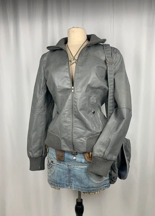 Vintage y2k leather biker cropped zip up multi pocket jacket, marke: Vintage Dressing, zustand: Sehr gut, größe: L / 40 / 12, 39,90 €, 42,60 € inklusive Vinted-Käuferschutz