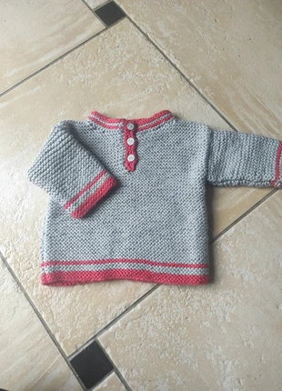 Pull tricoté , marke: Fait Main, zustand: Sehr gut, größe: 6-9 Monate / 68, 2,00 €, 2,80 € inklusive Vinted-Käuferschutz