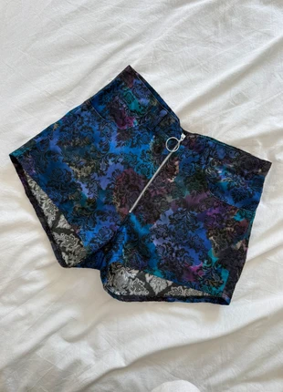 Vintage Violet Watercolour Tapestry Embroidered Shorts, brand: Vintage Dressing, condition: Very good, size: XS / 6, £12.00, £13.30 includes Buyer Protection