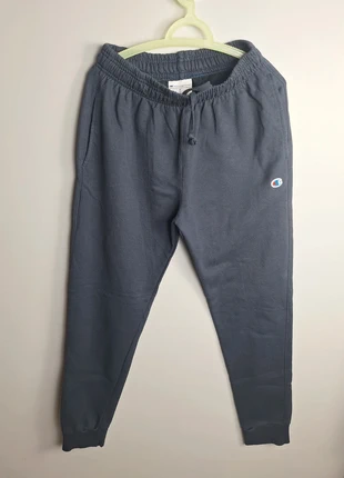 jogging Trackpant champion homme  bleu foncé / logo brodé taille M (490), merk: Champion, staat: Heel goed, maat: M, € 7,90, € 9,00 inclusief Kopersbescherming