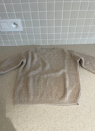 Beige trui, marque: C&A, état: Très bon état, taille: 8 ans / 128 cm, 4,00 €, 4,90 € Protection acheteurs incluse