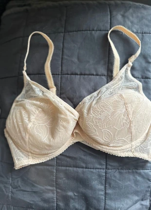 Soutien gorge gorteks, marque: Gorteks, état: Neuf avec étiquette, taille: 100B, 10,00 €, 11,20 € Protection acheteurs incluse