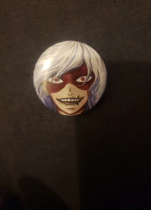 Badge Tomura Shigaraki, marque: My Hero Academia, état: Très bon état, 3,00 €, 3,85 € Protection acheteurs incluse
