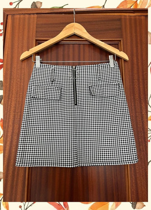 Divina falda de cuadros 🖤🤍 Jupe à carreaux divine, marque: Local, état: Très bon état, taille: Taille unique, 15,00 €, 16,45 € Protection acheteurs incluse