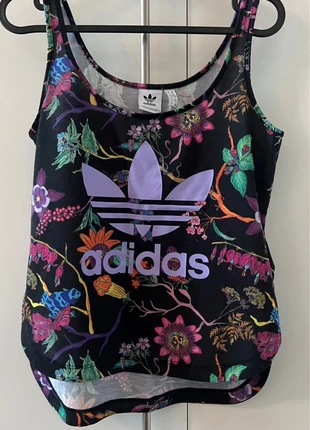 Adidas Shirt, Gr. 32, merk: adidas, staat: Goed, maat: XXS / 32 / 4, € 5,00, € 5,95 inclusief Kopersbescherming