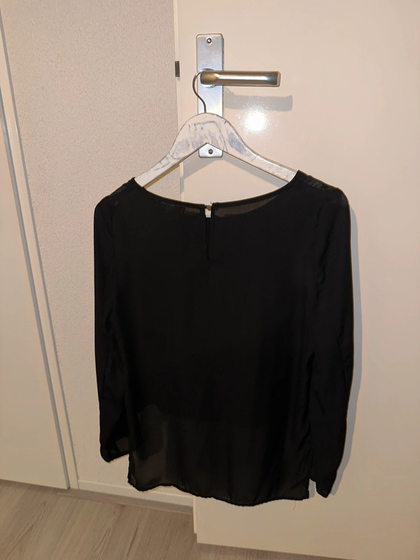 Zwarte blouse 2