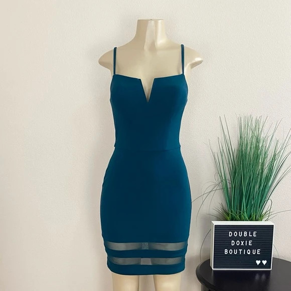 Speechless | Dark Green V Neck Bodycon Dress Jr Sz 7 1