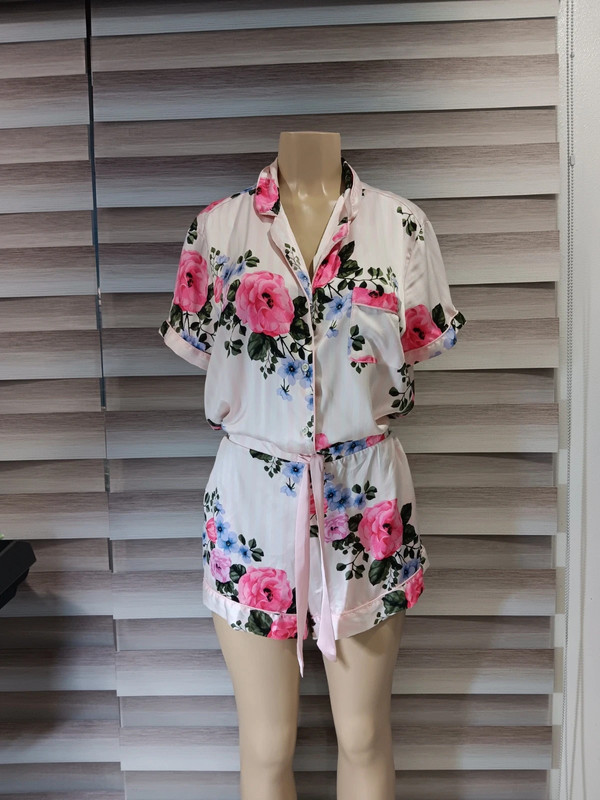 Victoria's secret romper. Nwot 1