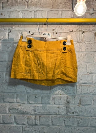 Minijupe Bouton - Xhilaration - 3 - Moutarde, marque: Xhilaration, état: Très bon état, taille: XXS / 32 / 4, 3,60 €, 4,48 € Protection acheteurs incluse