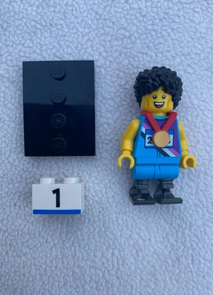 Mini Figurine LEGO Série 25 Minifigure Le Sprinteur Figure minifig en très bon état, marque: LEGO, état: Très bon état, taille: Taille unique, 4,00 €, 4,90 € Protection acheteurs incluse