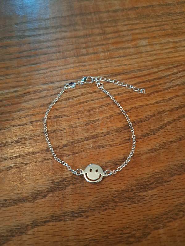 silver smiley face charm bracelet 2