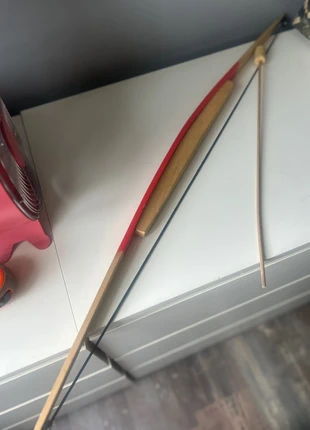 Arc en bois avec flèche – style médiéval / jouet d’initiation tir à l’arc, marque: Artisan, état: Très bon état, taille: Taille unique, 8,00 €, 9,10 € Protection acheteurs incluse