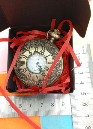 Montre à gousset, merk: luxe.fr, staat: Heel goed, maat: 47 mm & groter, € 5,00, € 5,95 inclusief Kopersbescherming Pro