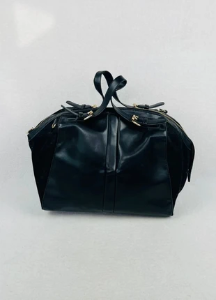 Sac Bowling Noir En Cuir Et Daim Avec Boucles Dorées Vintage Y2K, marque: Vintage Dressing, état: Très bon état, 29,90 €, 32,10 € Protection acheteurs (Pro) incluse