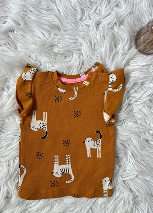 Petit t-shirt chat , brand: Hema, condition: Very good, size: 3-6 months / 62 cm, €1.00, €1.75 includes Buyer Protection