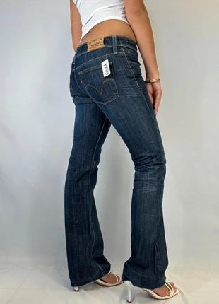 K689 Jean Levi’s Femme SuperLow bootcut 572, marca: Levi's, estado: Muy bueno, tamaño: XXS / 32 / 4, 29,99 €, 32,19 € Protección al comprador Pro incluida