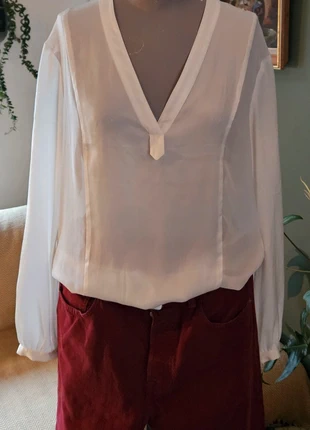 WE Fashion - White Blouse - V-Neck Sheer Long Sleeve - Size L - Worn but Good, marque: WE, état: Très bon état, taille: L / 40 / 12, 4,00 €, 4,90 € Protection acheteurs incluse