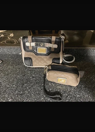 Sac + pochette Guess, brand: GUESS, condition: Very good, €25.00, €26.95 includes Buyer Protection