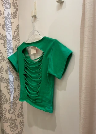 Festival layered cut out back crop top shirt, marque: Urban Outfitters, état: Neuf avec étiquette, taille: M / 38 / 10, 17,00 €, 18,55 € Protection acheteurs incluse