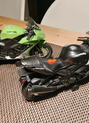 Obrázek k inzerátu: Kawasaki Ninja zabawka