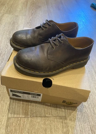 Doc Martens basses, marca: Dr. Martens, estado: Muito bom, tamanho: 38, €80.00, €84.70 inclui Proteção do Comprador